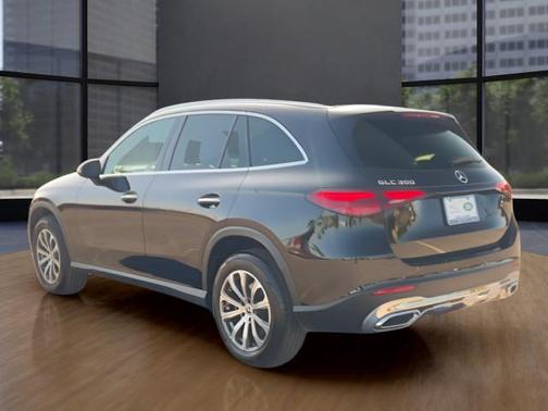 2024 Mercedes-Benz GLC 300 Base