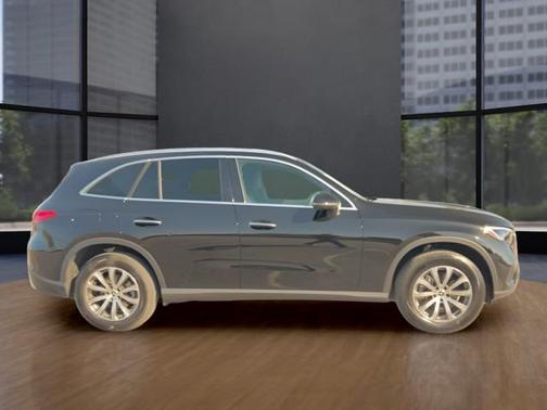 2024 Mercedes-Benz GLC 300 Base