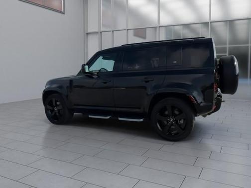 2024 Land Rover Defender X-Dynamic SE