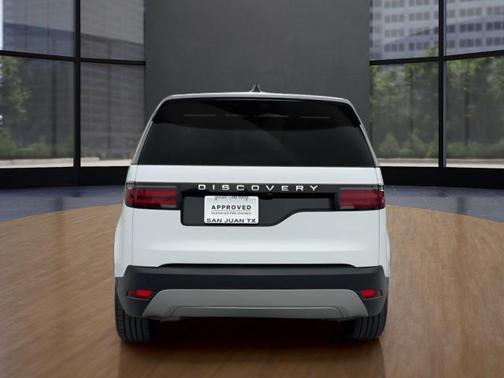 2024 Land Rover Discovery P300 S