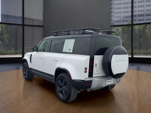 2023 Land Rover Defender 110 S