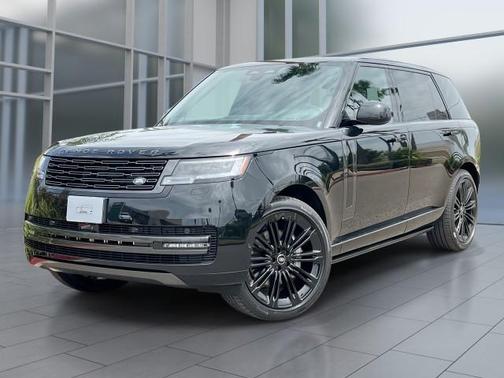 2025 Land Rover Range Rover P400 SE 7 Seat