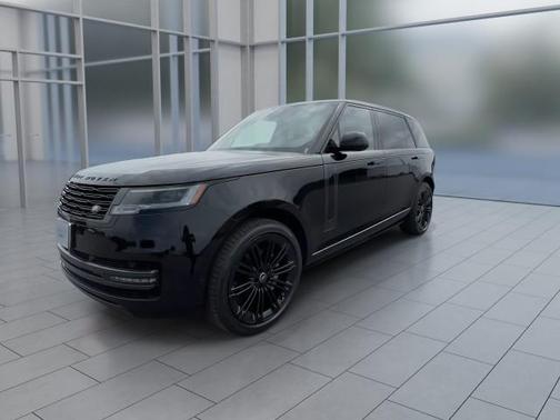 2025 Land Rover Range Rover P400 SE 7 Seat