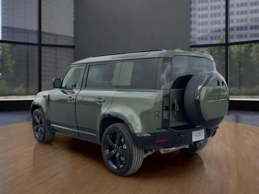 2026 Land Rover Defender P400 X-Dynamic SE