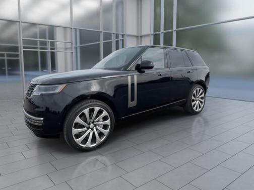 2025 Land Rover Range Rover P530 SE