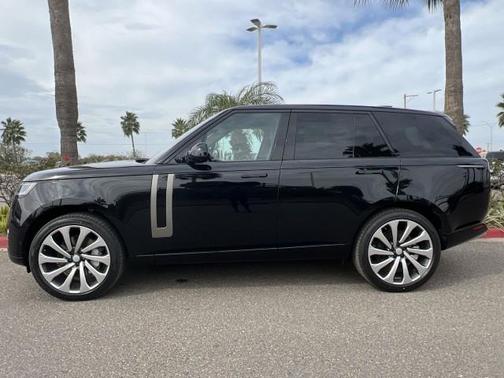 2025 Land Rover Range Rover P530 SE