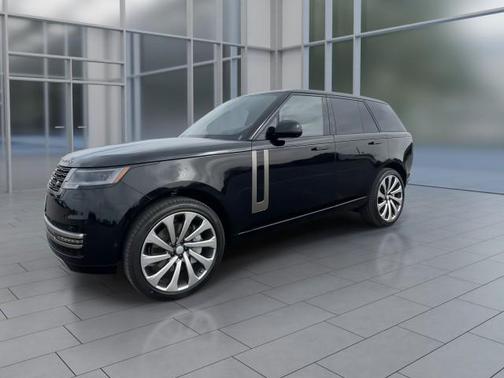 2025 Land Rover Range Rover P530 SE