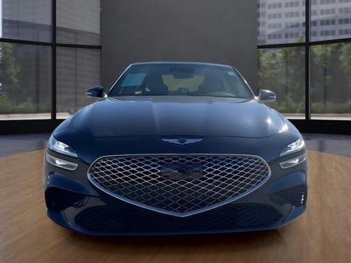 2024 Genesis G70 2.5T RWD