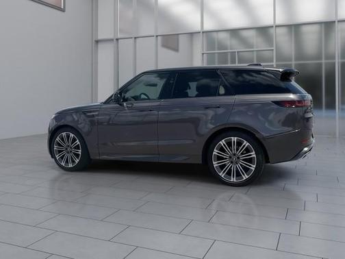 2024 Land Rover Range Rover Sport SE