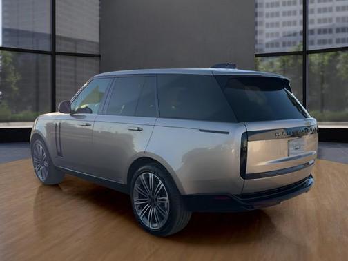 2026 Land Rover Range Rover P400 SE