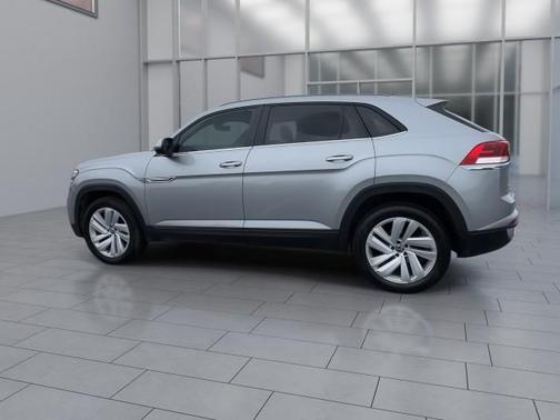 2021 Volkswagen Atlas Cross Sport 2.0T SE w/Technology