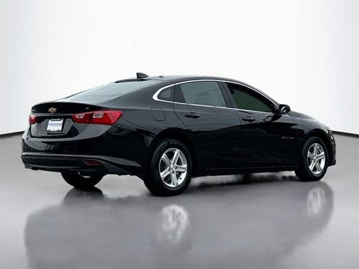 Mosaic Black Metallic 2023 Chevrolet Malibu LT W/1LT