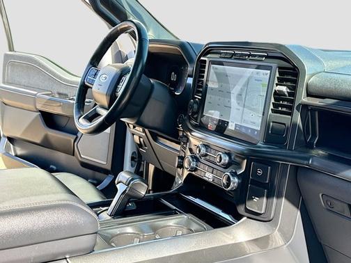 STAR WHITE METALLIC TRICOAT 2023 Ford F-150 XL