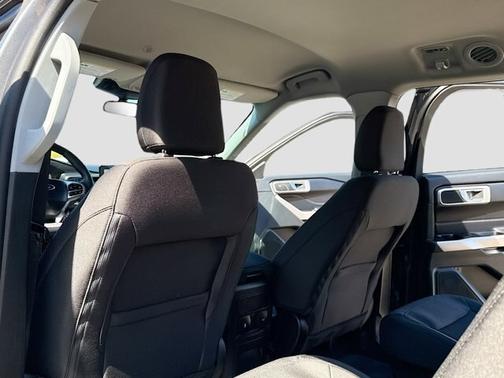 CARBONIZED GRAY METALLIC 2024 Ford Explorer XLT
