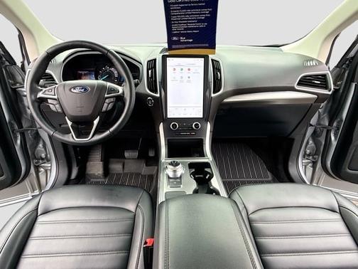 ICONIC SILVER 2022 Ford Edge SEL