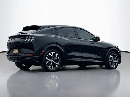 2022 Ford Mustang Mach-E PREMIUM