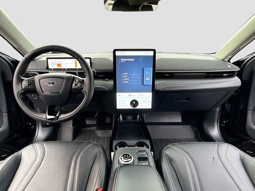 2022 Ford Mustang Mach-E PREMIUM