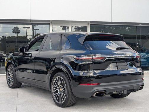 2023 Porsche Cayenne AWD