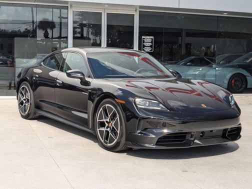 2025 Porsche Taycan 4