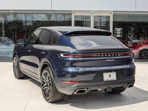 2025 Porsche Cayenne Coupe AWD