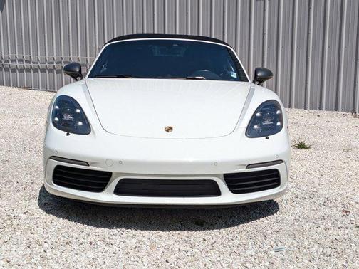 2021 Porsche 718 Boxster T