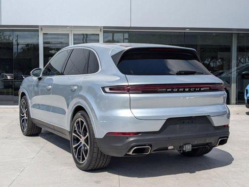 2024 Porsche Cayenne AWD