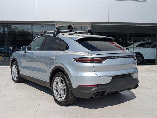 2022 Porsche Cayenne S