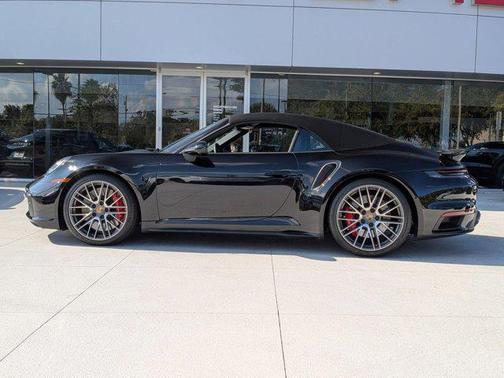 2022 Porsche 911 Turbo
