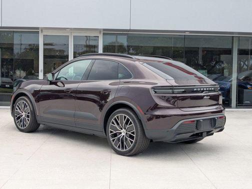 2025 Porsche Macan Electric