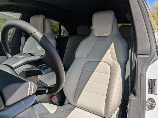 2024 Porsche Macan 4