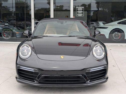 2018 Porsche 911 Turbo S