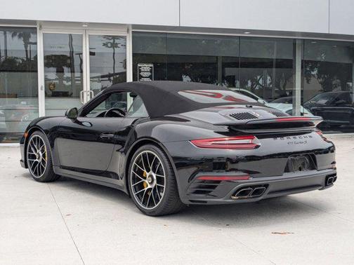 2018 Porsche 911 Turbo S