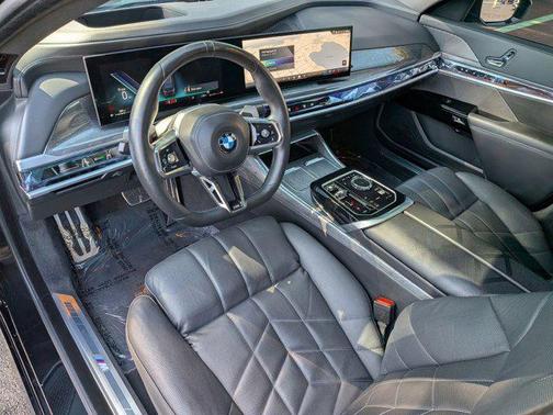 2024 BMW 740 xDrive