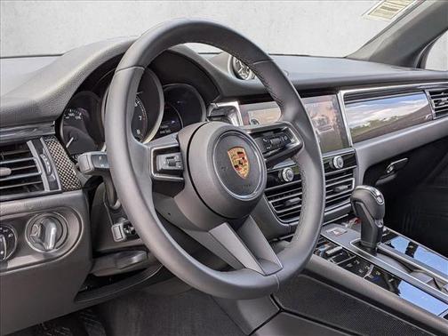 Volcano Grey Metallic 2025 Porsche Macan Macan