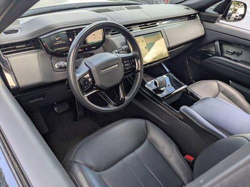 2024 Land Rover Range Rover Sport SE