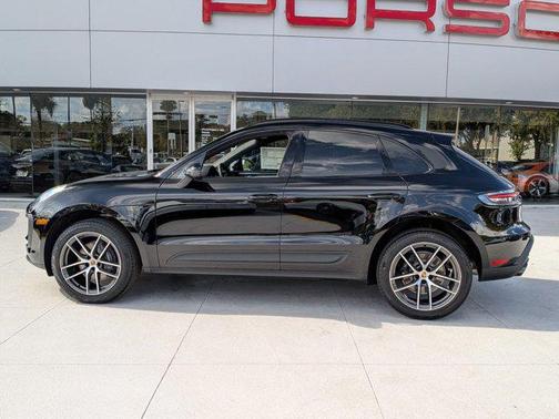 2026 Porsche Macan AWD