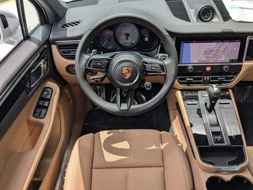2025 Porsche Macan S
