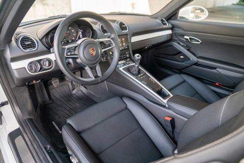 White [White] 2025 Porsche 718 Cayman Style Edition