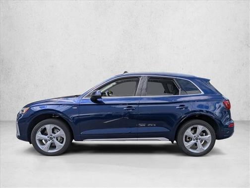 Navarra Blue Metallic 2023 Audi Q5 45 S line Prestige