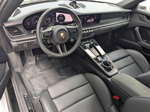 2024 Porsche 911 Carrera GTS