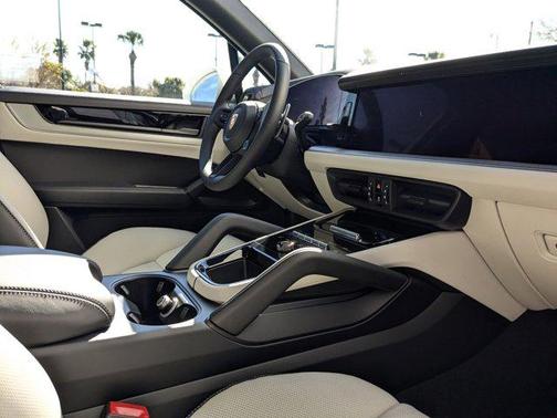 2025 Porsche Cayenne Cayenne