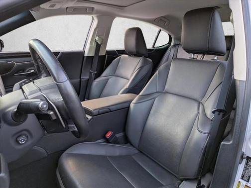Silver Lining Metallic 2021 Lexus ES 300h Base