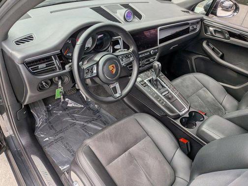 2021 Porsche Macan S