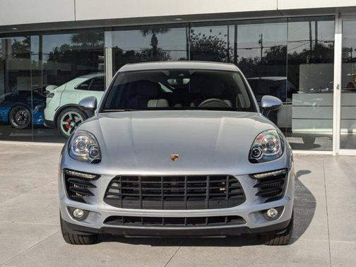 2017 Porsche Macan Base