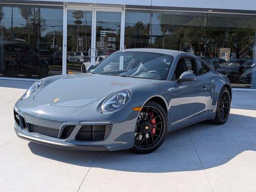 2017 Porsche 911 Carrera GTS