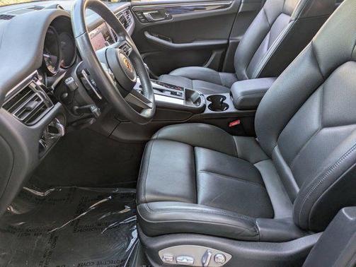 2023 Porsche Macan Macan