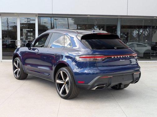 2026 Porsche Macan AWD