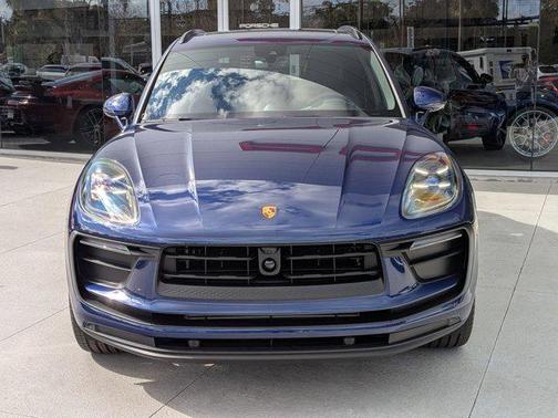 2026 Porsche Macan AWD