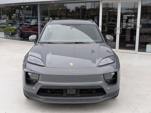 2026 Porsche Macan 4S