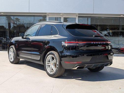 2021 Porsche Macan AWD